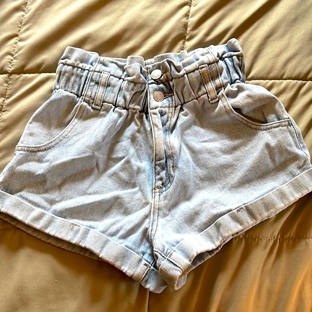 PacSun Light Washed Cinched Waist Jean Shorts Size 23